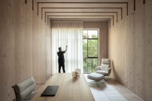 Un refuge urbain de 47m² étonnement paisible !