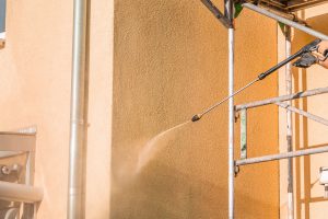 Guide : rénover/repeindre sa façade en 4 étapes !