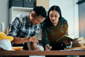 Avant de payer votre entrepreneur, devez-vous vérifier s’il a des dettes ?