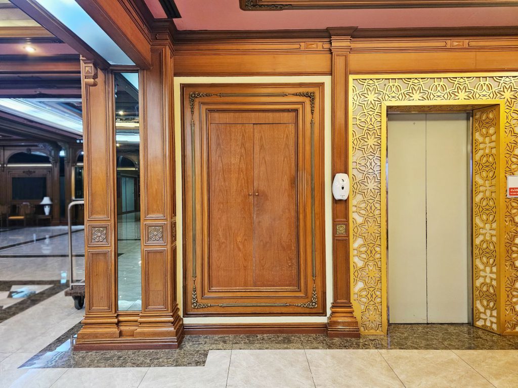 elevator