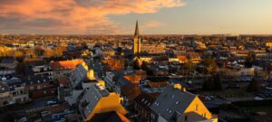 Taxes communales : une vague de hausses sans précédent en 2026