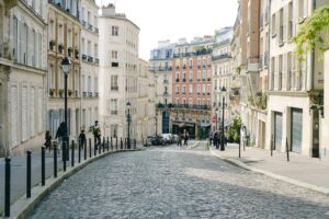 Paris : passoires thermiques à nouveau… autorisées en location ?!
