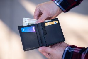 Pouvez-vous payer un entrepreneur en cash?