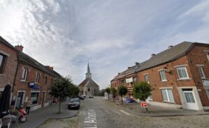 Voici les 5 communes les moins chères par région !