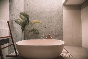 6 tips to quickly refresh your bathroom on a budget