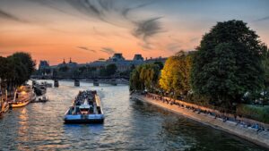 Paris fait-elle fuir les investisseurs ?