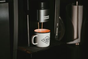 3 solutions naturelles pour détartrer votre machine à café