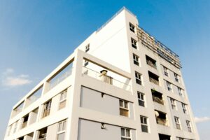 Faut-il “partager” les revenus locatifs d’un bien immobilier avec son partenaire ?