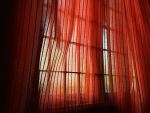 Mila : “Vos rideaux accrochent ? Voici comment les faire glisser !”