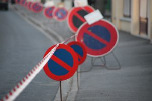Voici comment empêcher les gens de stationner devant votre chantier