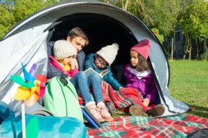 Kamperen in eigen tuin? Deze trend groeit opvallend snel