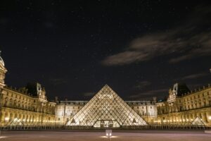 Le Louvre cherche un architecte pour se renouveler !